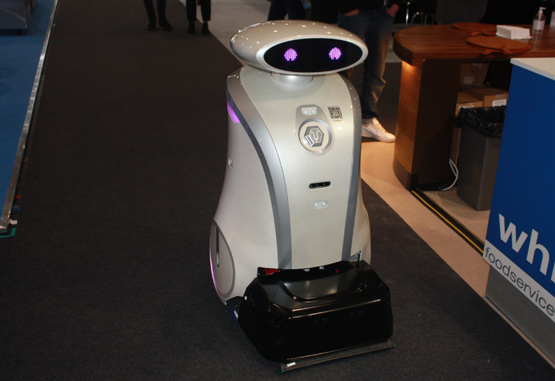 Most users report positive experience with customer service robots